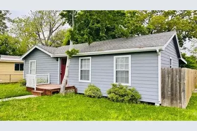 7110 Stewart Street, Hitchcock, TX 77563 - Photo 1