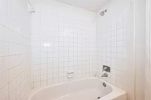 13207 Robinglen Dr, Houston, TX 77083 - Photo 35