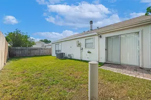 13207 Robinglen Dr, Houston, TX 77083 - Photo 49