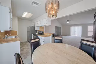 13207 Robinglen Dr, Houston, TX 77083 - Photo 19