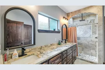 1804 Esther Drive, Houston, TX 77088 - Photo 15