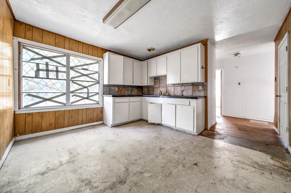 3007 Dacca Dr, Houston TX  77047-1232 exterior
