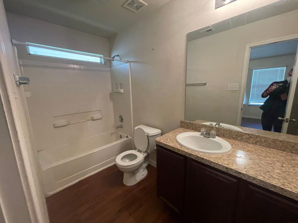 22258 Queenbury Hl Dr, Houston TX  77073-5685 exterior