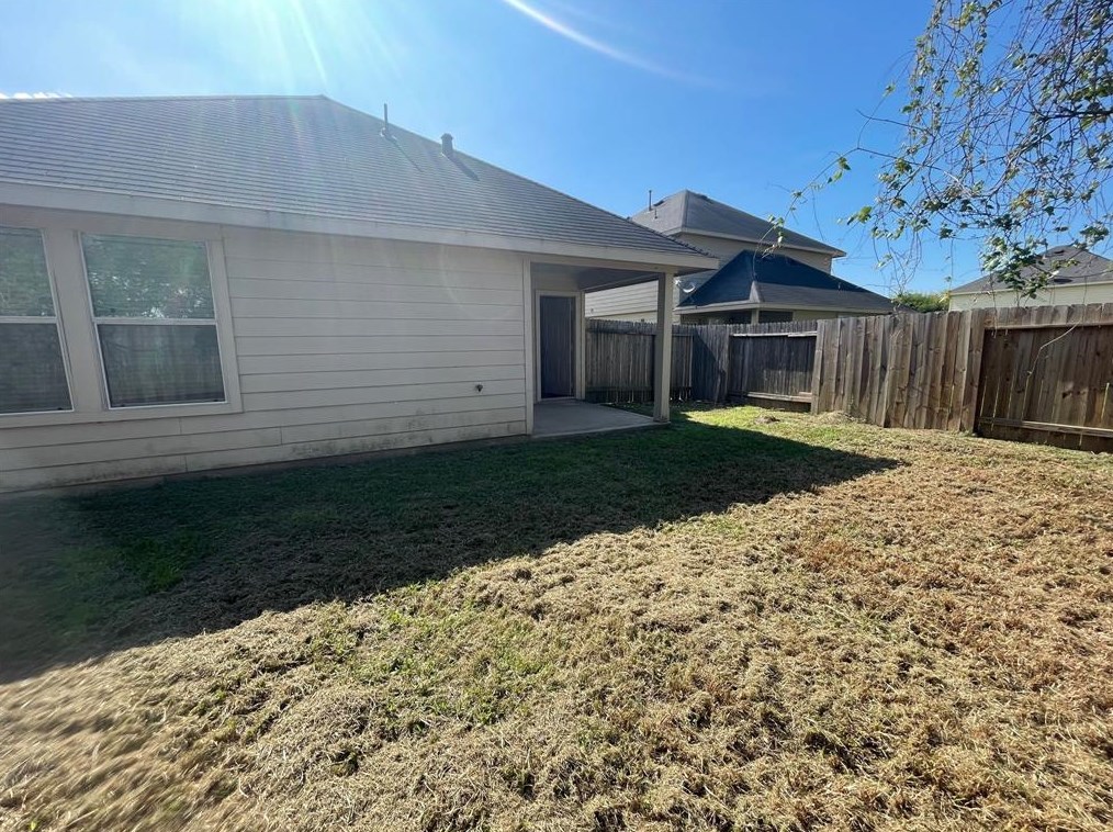 22258 Queenbury Hl Dr, Houston TX  77073-5685 exterior