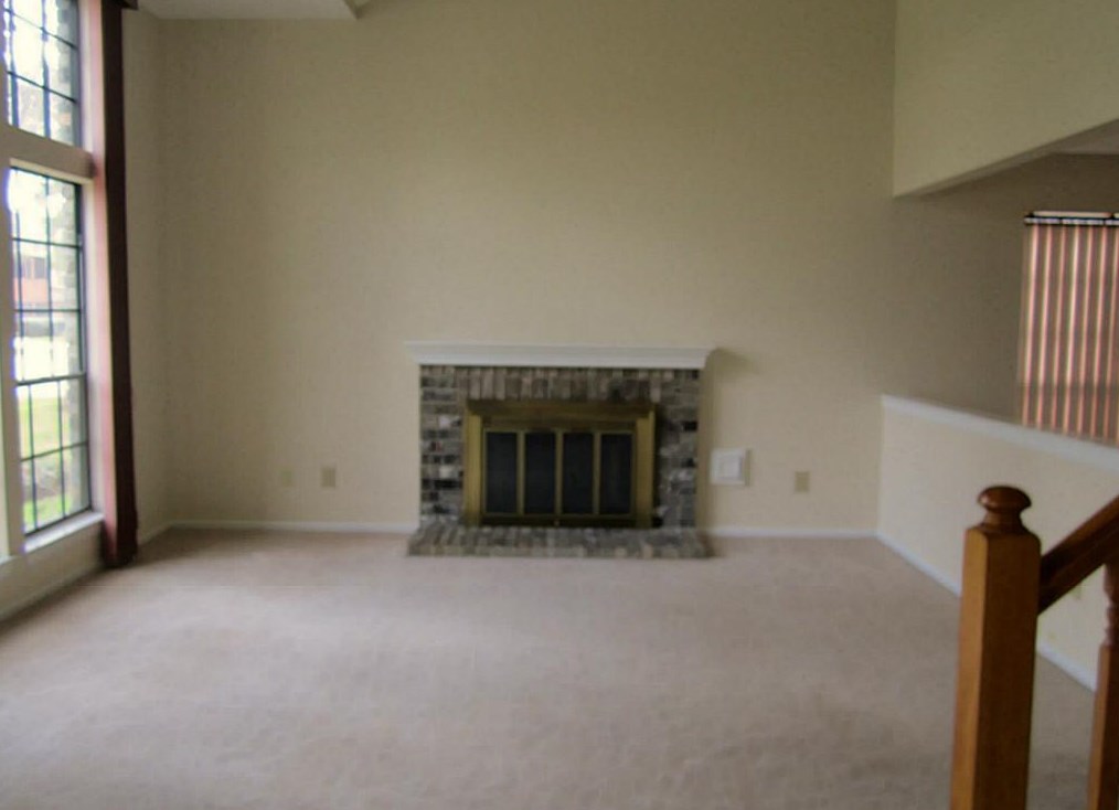 14562 Oak Chase Dr, Houston TX  77062-2284 exterior