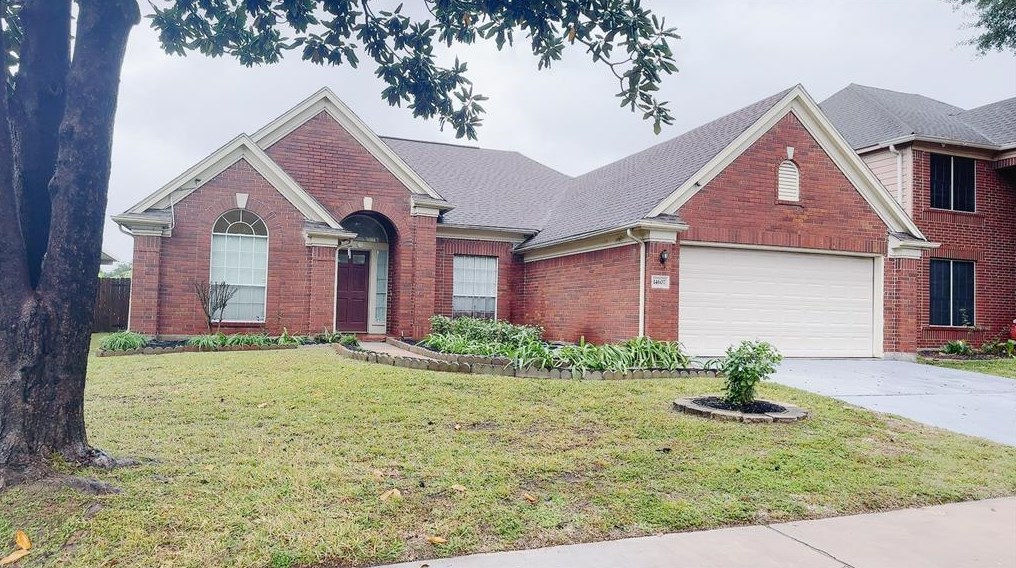 14607 Cinderwood Ct, Houston TX  77015-1748 exterior