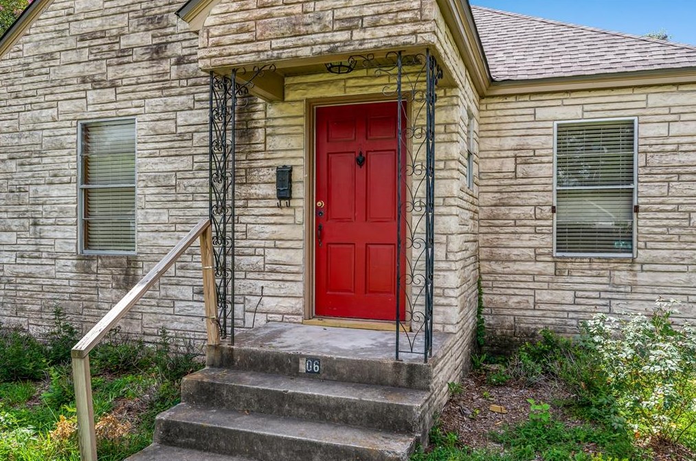 806 Sue St, Houston TX  77009-2032 exterior