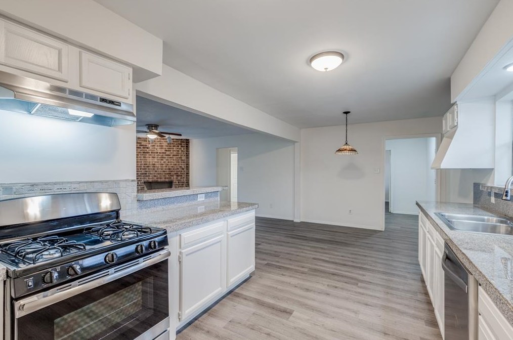 26522 Hillside Dr, Spring TX  77386-1191 exterior