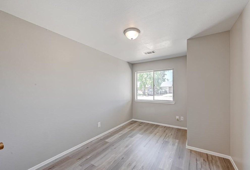 5609 Arthington St, Houston TX  77053-3007 exterior