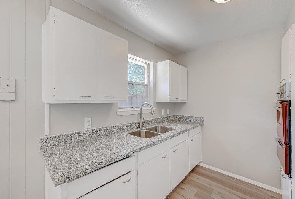 5609 Arthington St, Houston TX  77053-3007 exterior