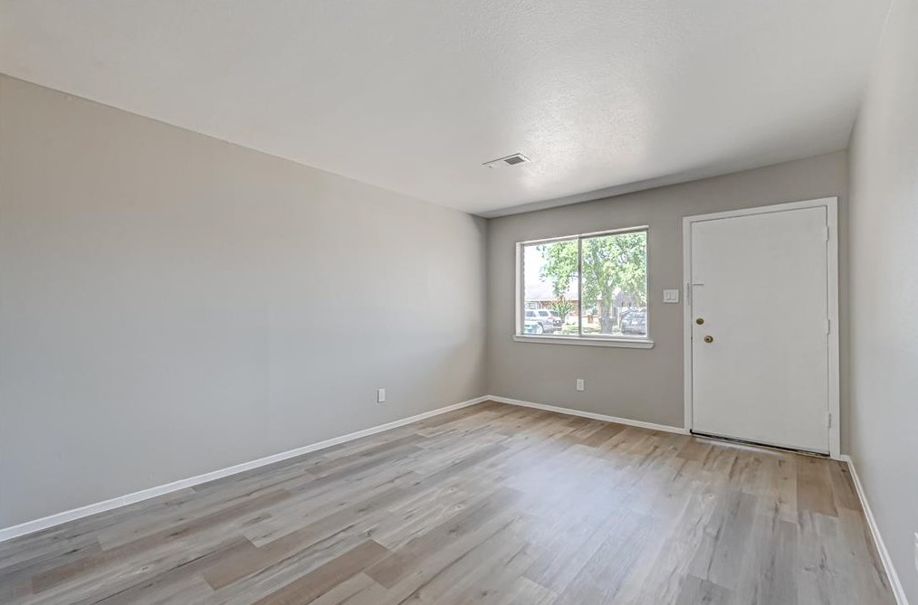 5609 Arthington St, Houston TX  77053-3007 exterior