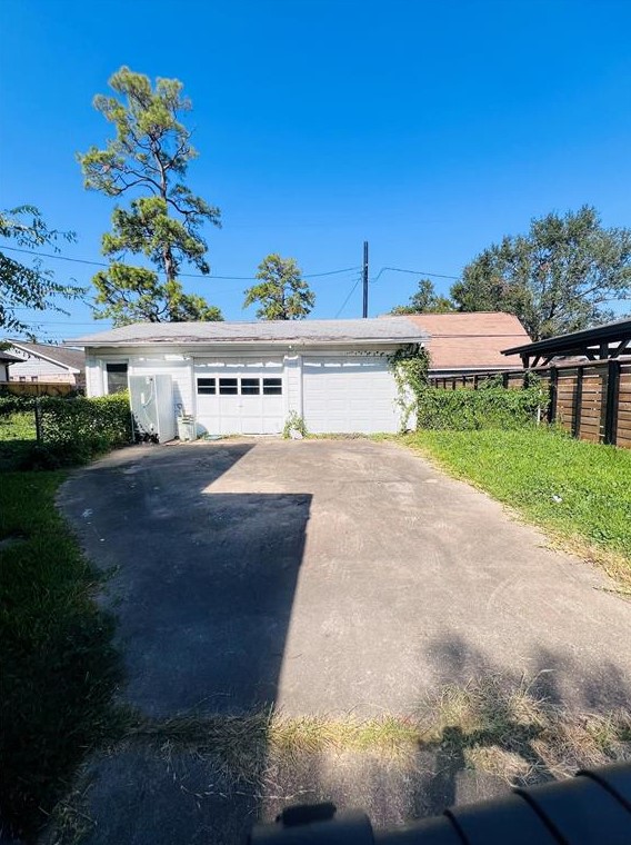 3311 Arbor St, Houston TX  77004-6351 exterior