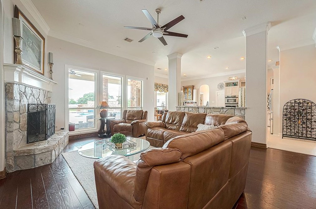 10102 Reading Rd, Richmond TX exterior