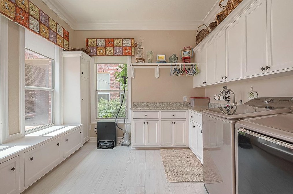 10102 Reading Rd, Richmond TX exterior