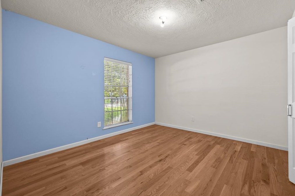 5203 Apple Spg Dr, Pearland TX 77584-1132 exterior