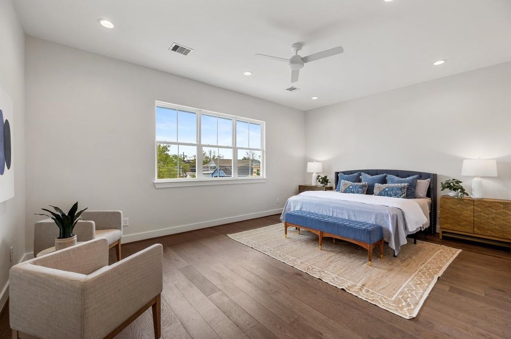 816 33 St, Houston TX  77022-5105 exterior