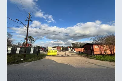 4805 E O S T Drive, Houston, TX 77013 - Photo 13