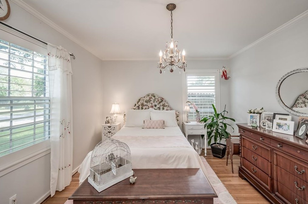 9503 Winsome Ln, Houston TX  77057-5611 exterior