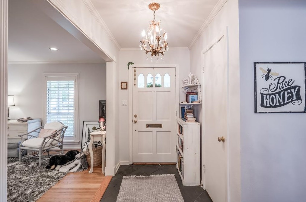 9503 Winsome Ln, Houston TX  77057-5611 exterior