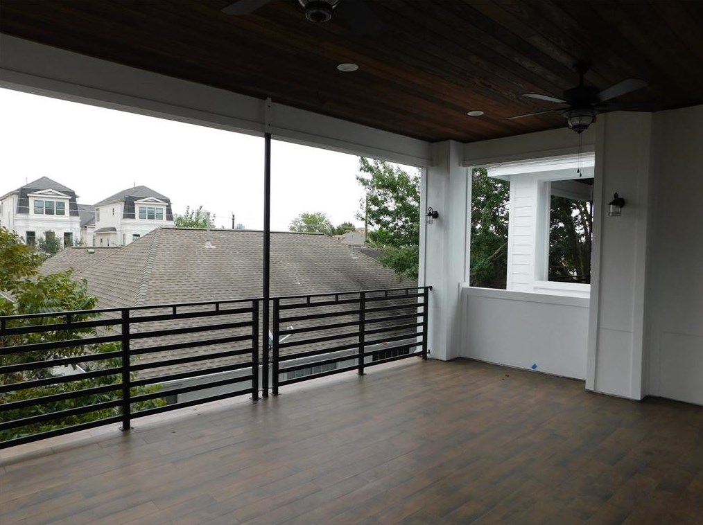 906 Knox St, Houston TX  77091-2212 exterior