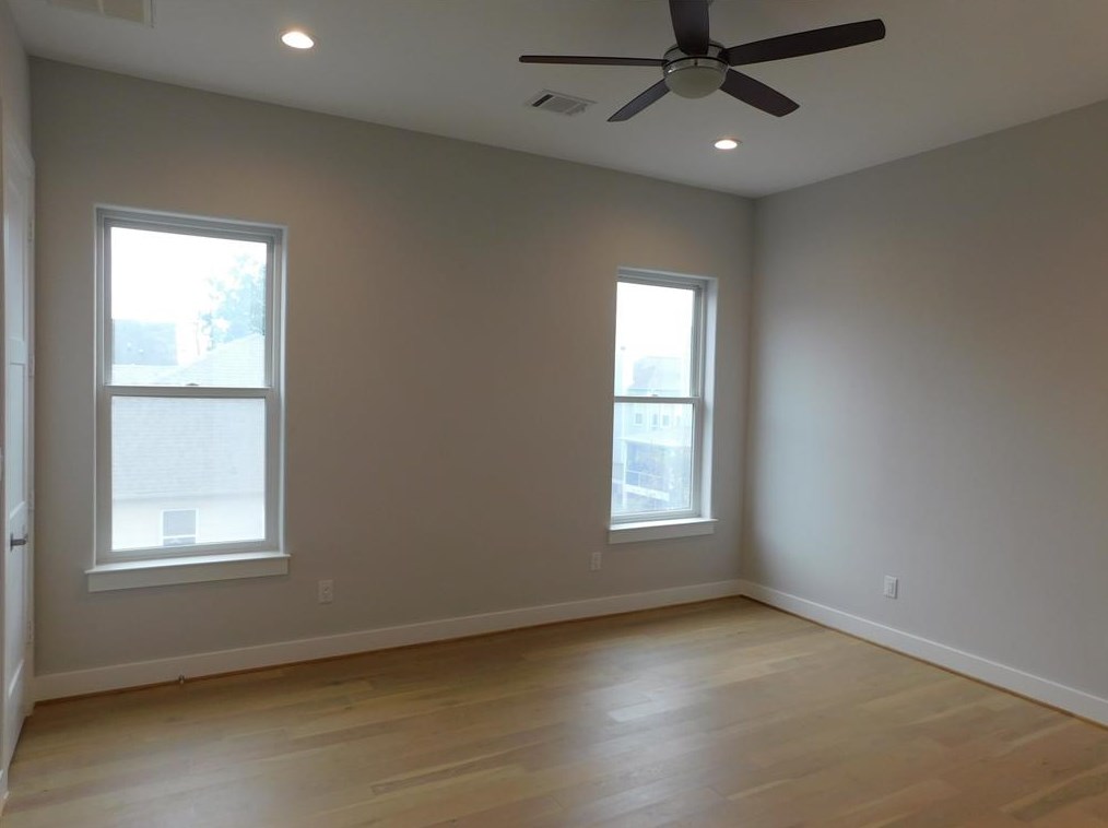 906 Knox St, Houston TX  77091-2212 exterior