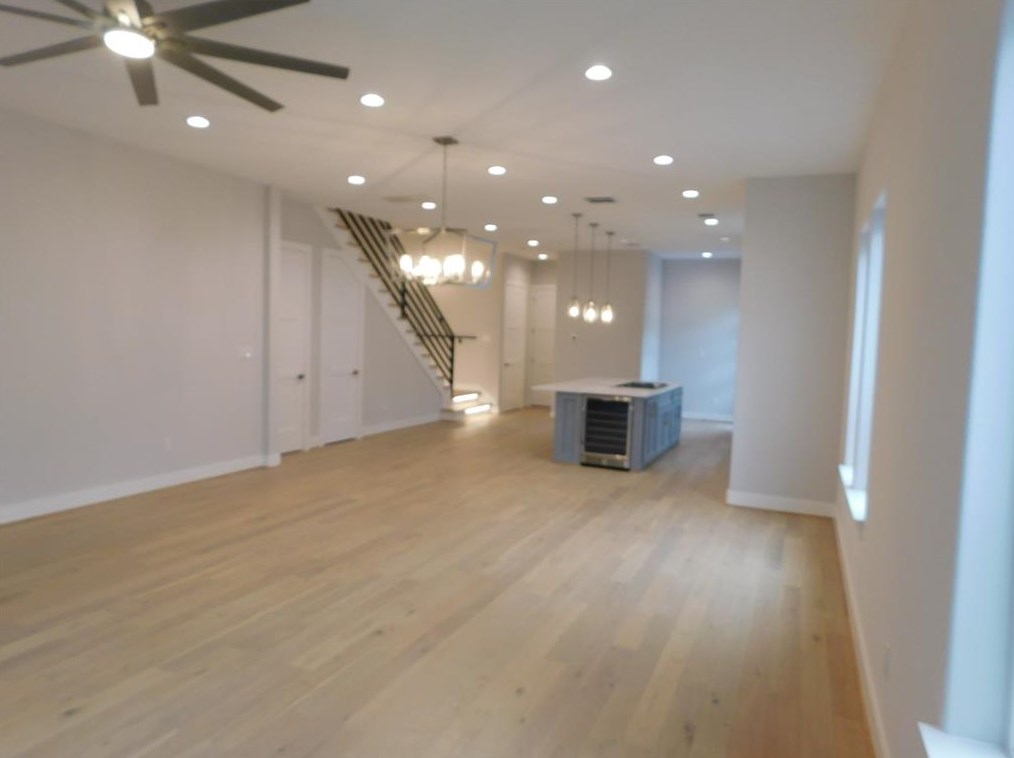 906 Knox St, Houston TX  77091-2212 exterior