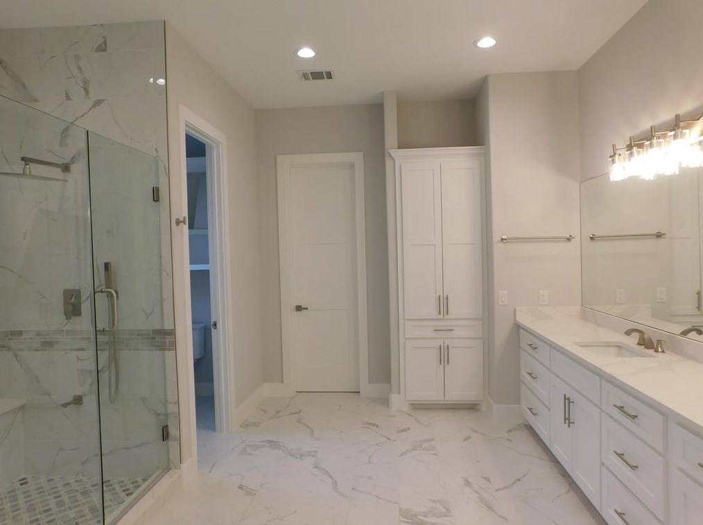 906 Knox St, Houston TX  77091-2212 exterior