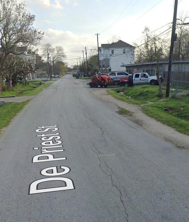 7929 De Priest St, Houston TX  77091-2312 exterior
