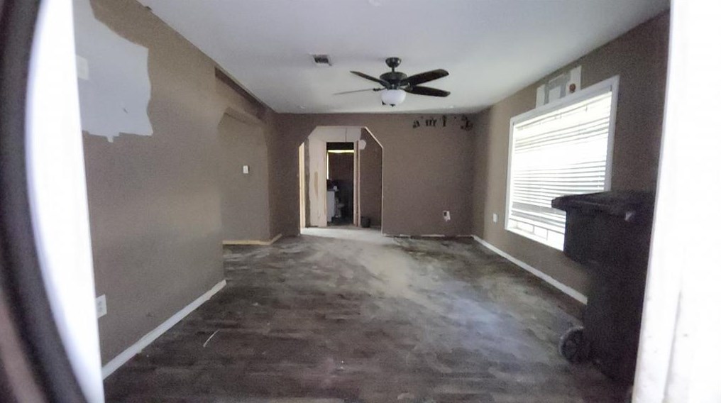 10106 Bretton Dr, Houston TX  77016-3221 exterior