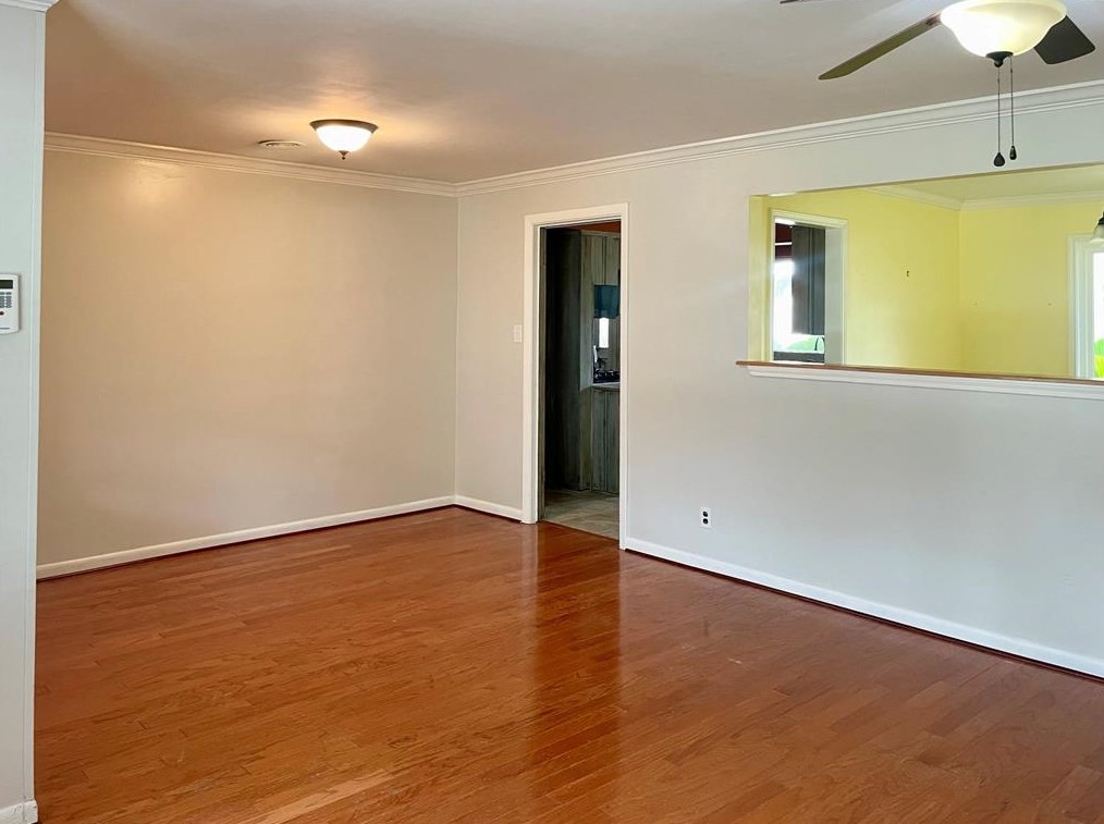 1222 Springrock Ln, Houston TX  77055-6313 exterior