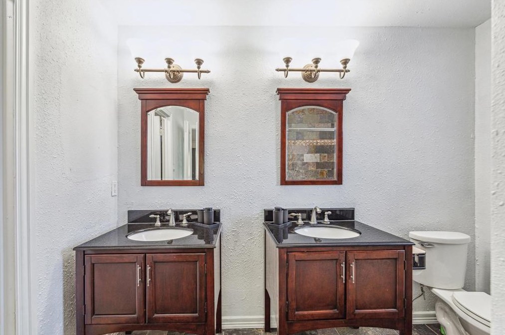 15318 Beechnut St, Houston TX 77083-5416 exterior