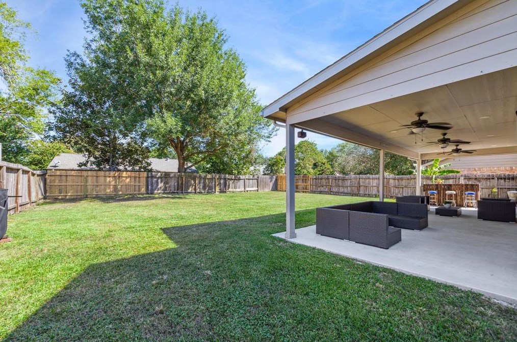 15318 Beechnut St, Houston TX 77083-5416 exterior