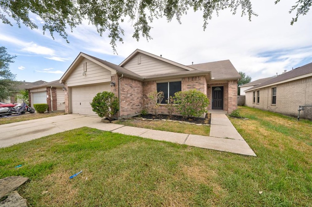 1214 Coppermeade Dr, Houston TX  77067-3501 exterior