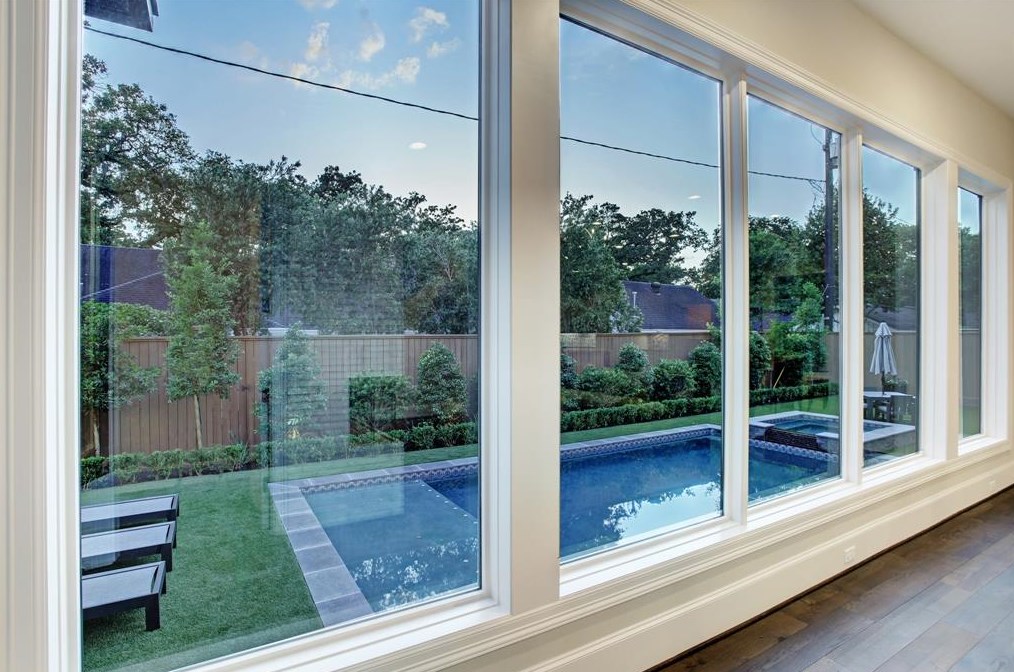 107 Fawnlake Dr, Houston TX  77079-7349 exterior