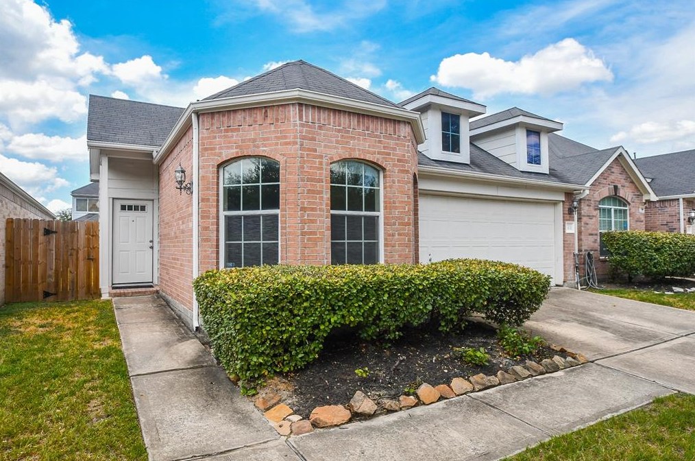 13031 Rose Landing Dr, Houston TX  77070-5160 exterior