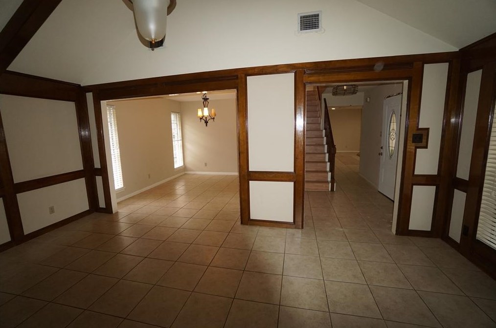 7827 Candle Ln, Houston TX  77071-2113 exterior