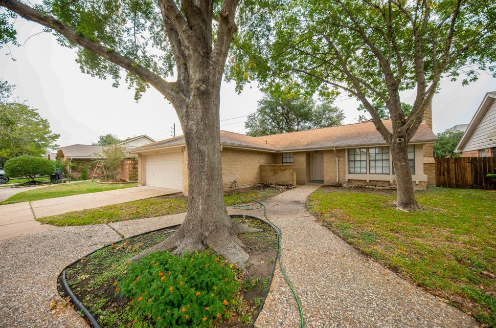 1531 Grand Junction Dr, Katy TX  77450-4524 exterior