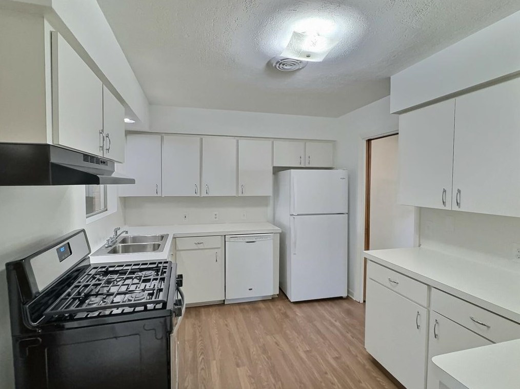 4715 Libbey Ln, Houston TX  77092-5308 exterior