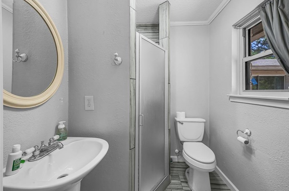 3806 Tilson Ln, Houston TX  77080-1624 exterior