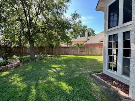 307 Grand Oaks Blvd, Houston TX  77015-2142 exterior