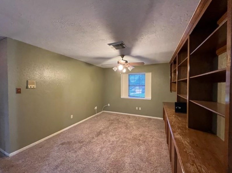 307 Grand Oaks Blvd, Houston TX  77015-2142 exterior