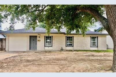 2923 Avenue L, Nederland, TX 77627 - Photo 1