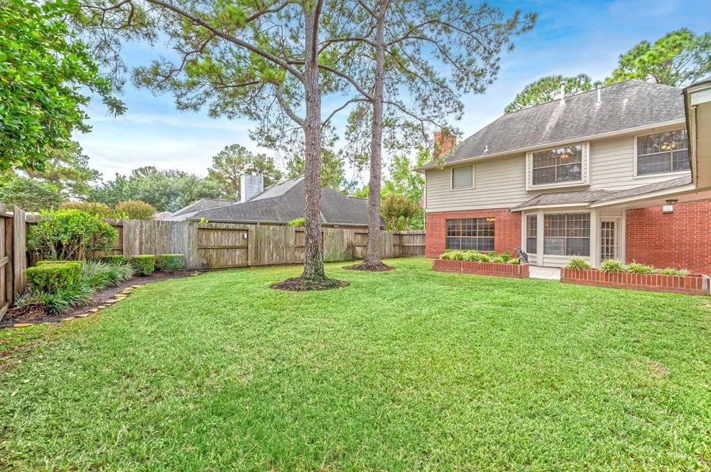 7610 Clover Cyn, Houston TX  77095-4034 exterior