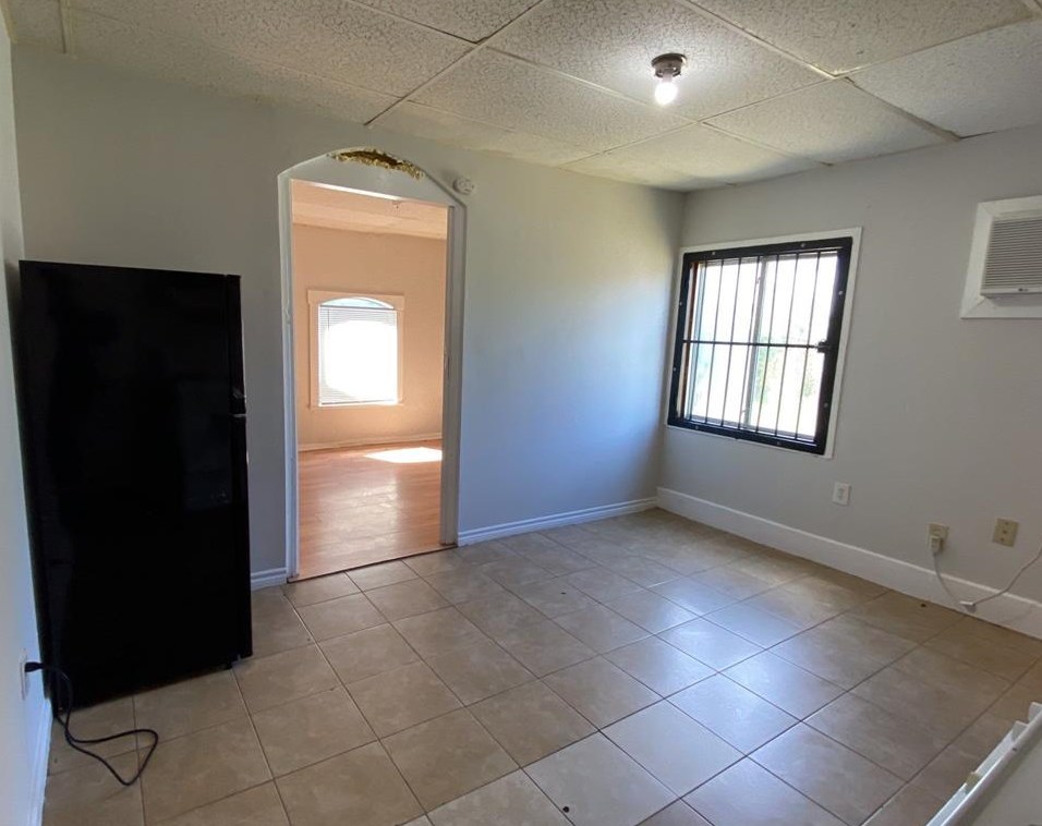 2705 Beatty St, Houston TX  77023-5552 exterior