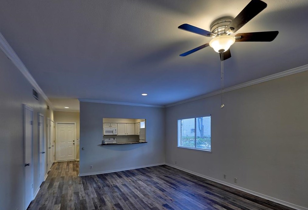 1611 Prairie Grove Dr, Houston TX  77077-3167 exterior