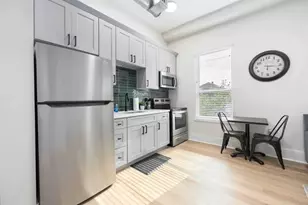 214 Welch St, Houston, TX 77006 - Photo 11