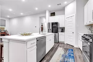 31822 Pecan Mdw Ln, Fulshear, TX 77441 - Photo 21