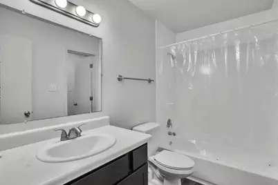 1401 Longcreek Dr, Columbia, SC 29210 - Photo 9