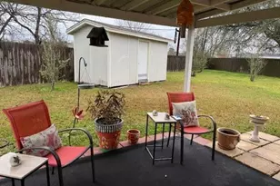 245 N Clover St, Bridge City, TX 77611 - Photo 21