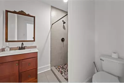 608 Miller Street, Anahuac, TX 77514 - Photo 15